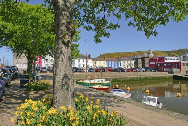 Aberaeron Cardigan Bay West Wales - Image © Janet Baxter