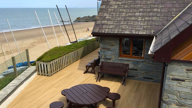 Tresaith. Holiday cottages West Wales The Beach House Carreg Las Tresaith