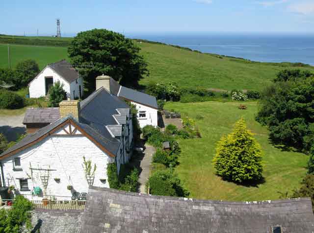 Llangrannog. Holiday cottages West Wales Morfa Isaf Farm Llangrannog