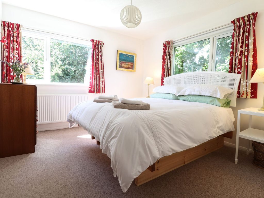 King bedroom in Newport Pembrokeshire Holiday Cottage