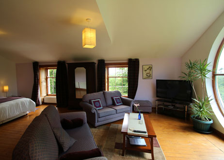 Cardigan Holiday Guesthouse West Wales Over the Rainbow Cardigan Cardigan. Holiday Bed and Breakfast West Wales Over the Rainbow Cardigan