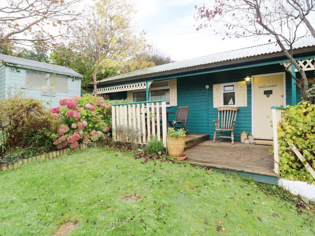 Holiday lodge in garden