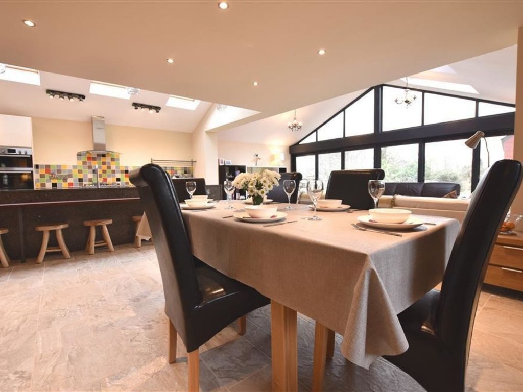 Open plan dining area