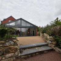 Nevern House Newport sleeps 8