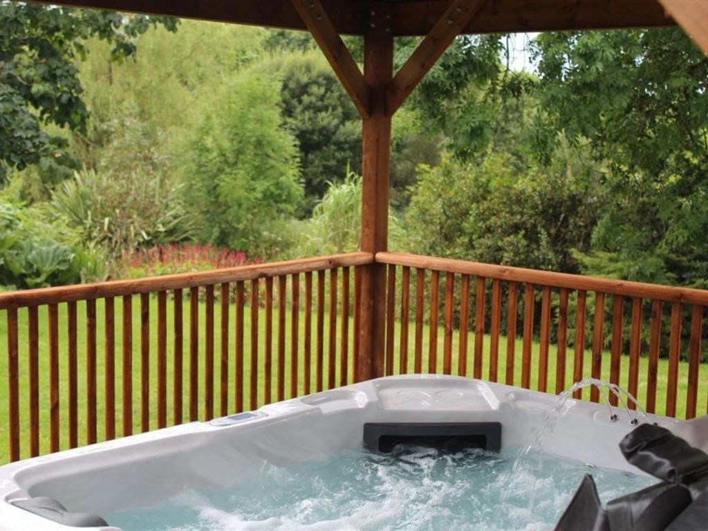 Holiday Cottage with private hot tub New Quay Ceredigion