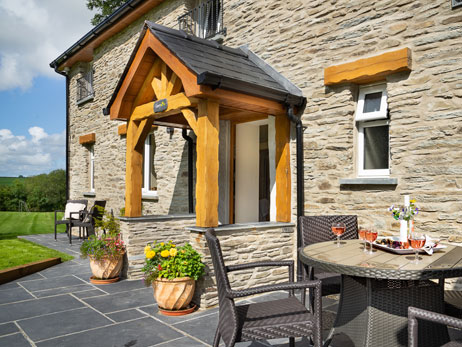 Al fresco dining at Penwern Fach