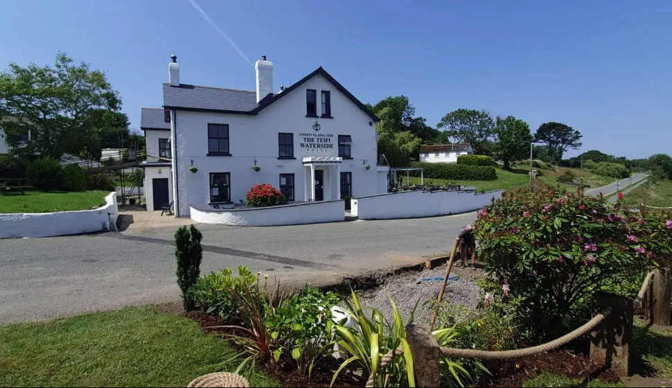 Teifi Waterside