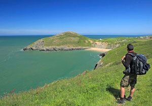 Discover Cardigan Bay footpaths and hikes