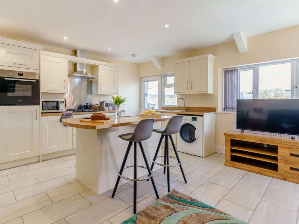 Lampeter holiday cottage kitchen